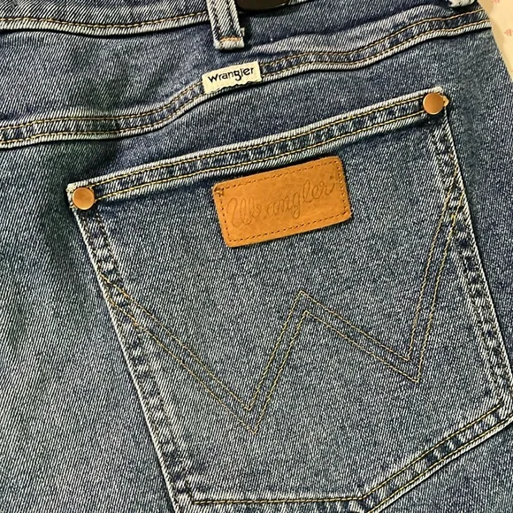 Wrangler Wanderer 622 High Rise Flare jeans size 33x30 - Picture 7 of 15